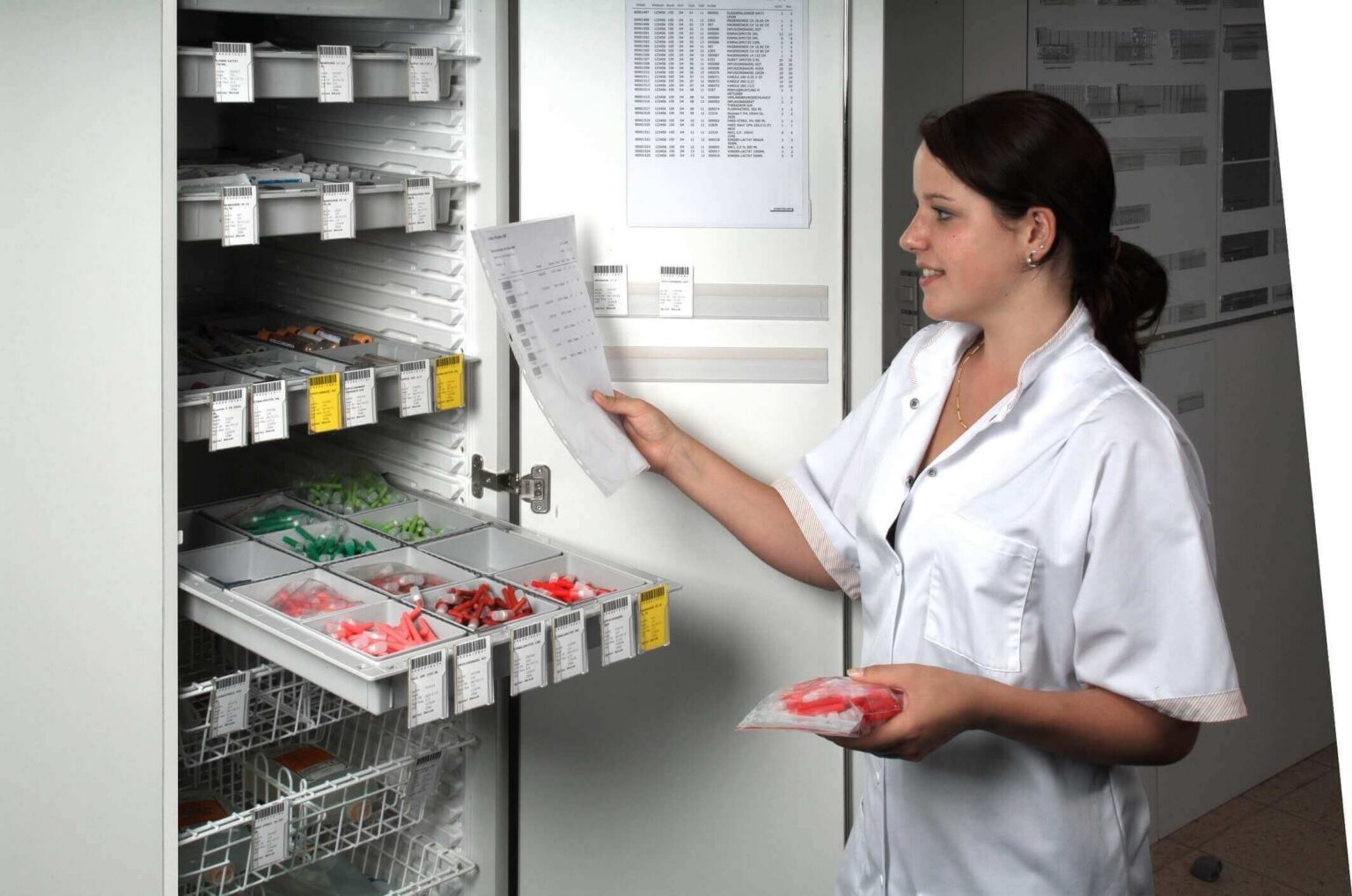 Schrank- und Modulversorgung